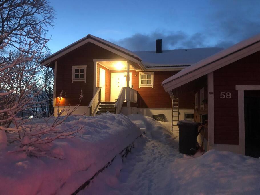 60 Sqm Apartment A - Free Parking! Tromsø Exteriér fotografie